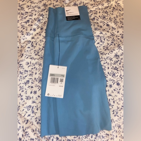 Nike Set - Picture 5 of 5